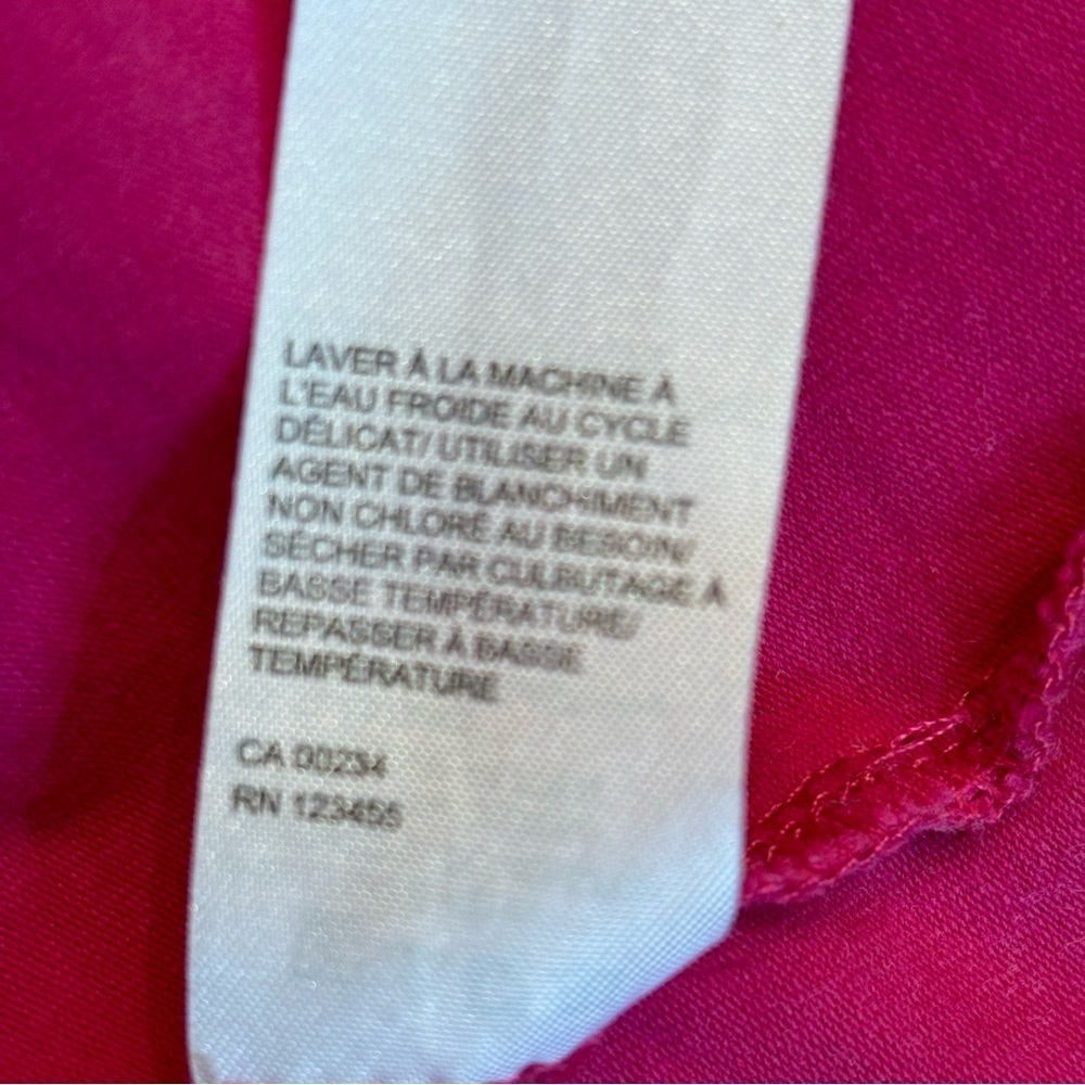 🛍️3/$30 Lord &  Taylor women’s fuchsia v-neck short-sleeved t-shirt size 1X‎ - Picture 6 of 7